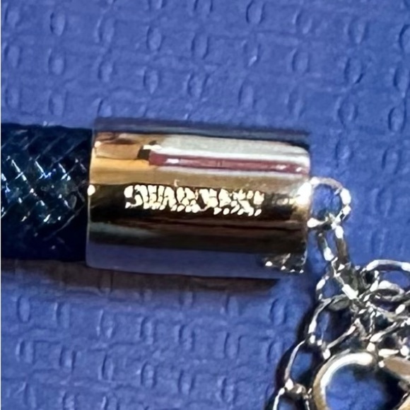 Swarovski Stardust Necklace Blue, includes Box - Picture 3 of 6